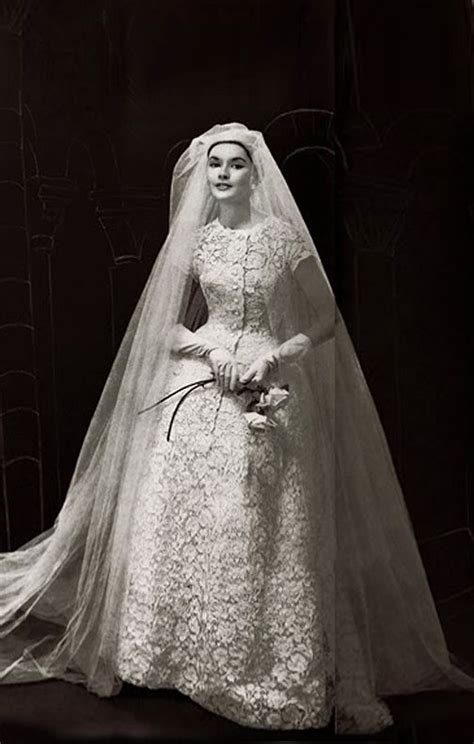 christian dior wedding gowns|Christian Dior wedding dress 1947.